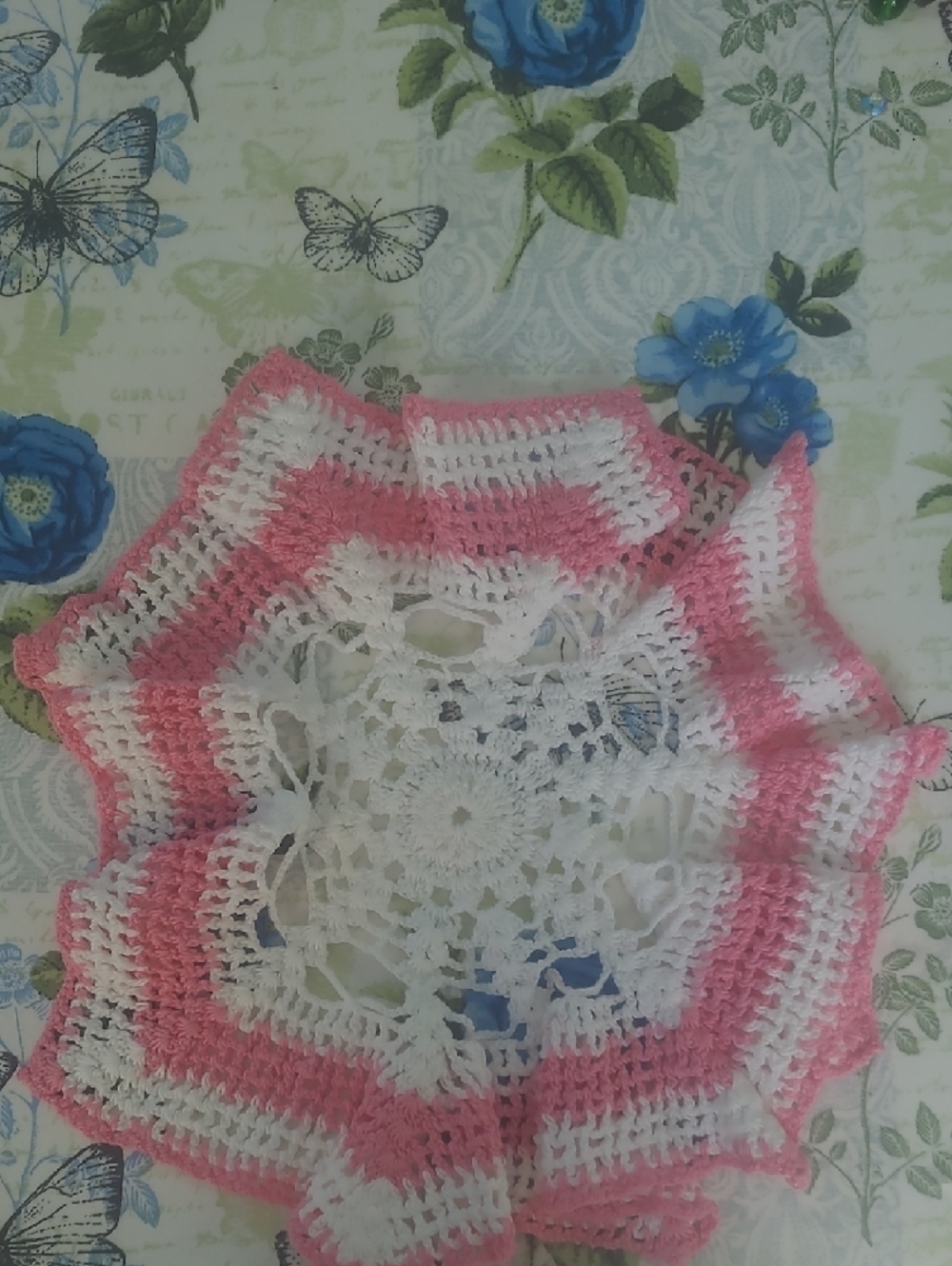 Vintage Pink and White Crochet Doily Accent Cover